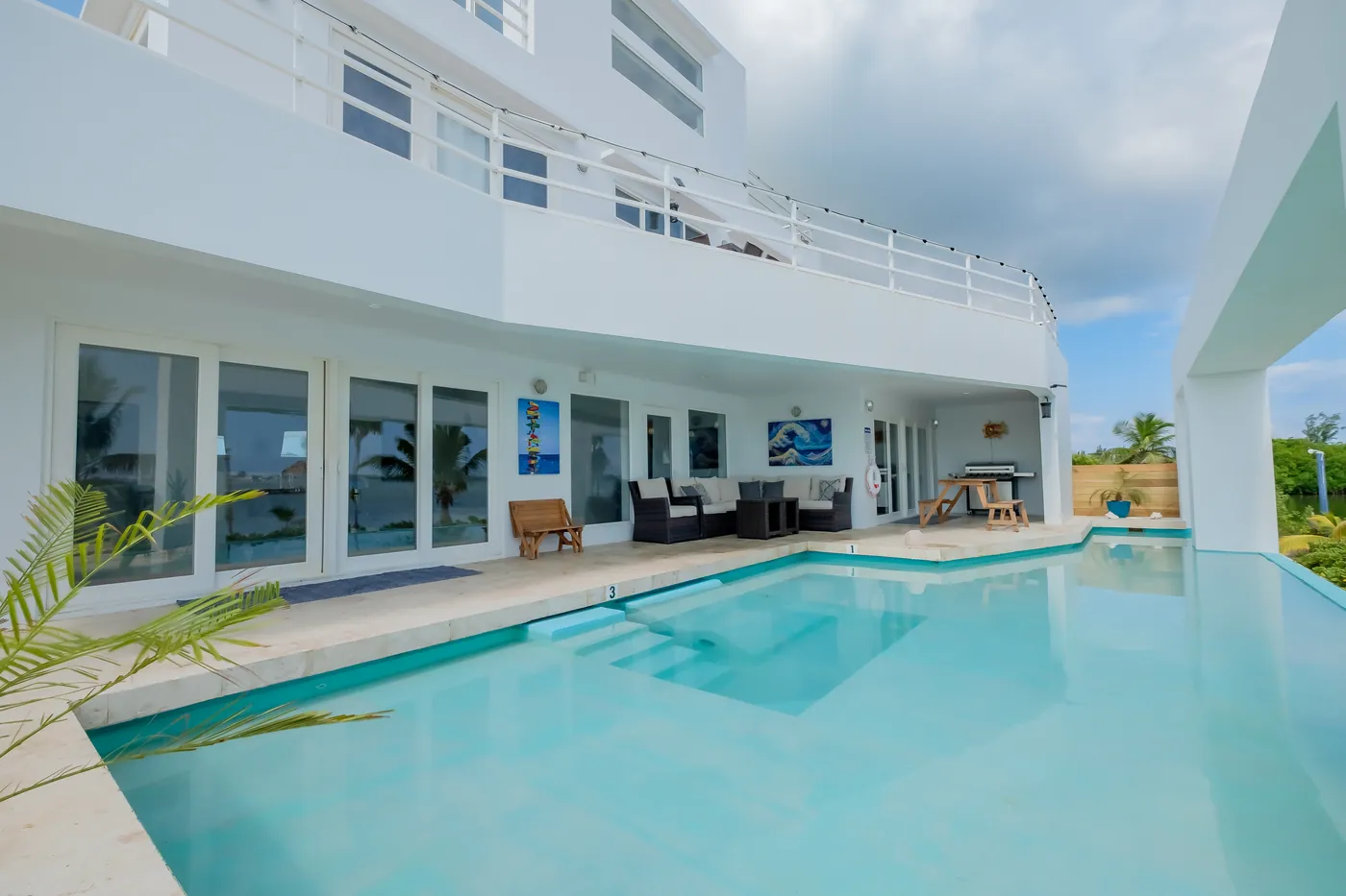 Luxury San Pedro Vacation Rentals